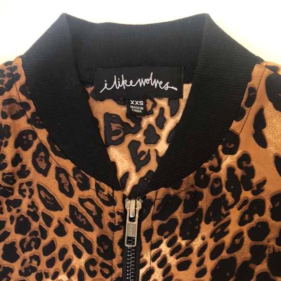 Lightweight leopard print jacket - Picture 3 of 5